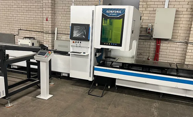 Lazerinės vamzdžių pjovimo staklės SENFENG SF6020T